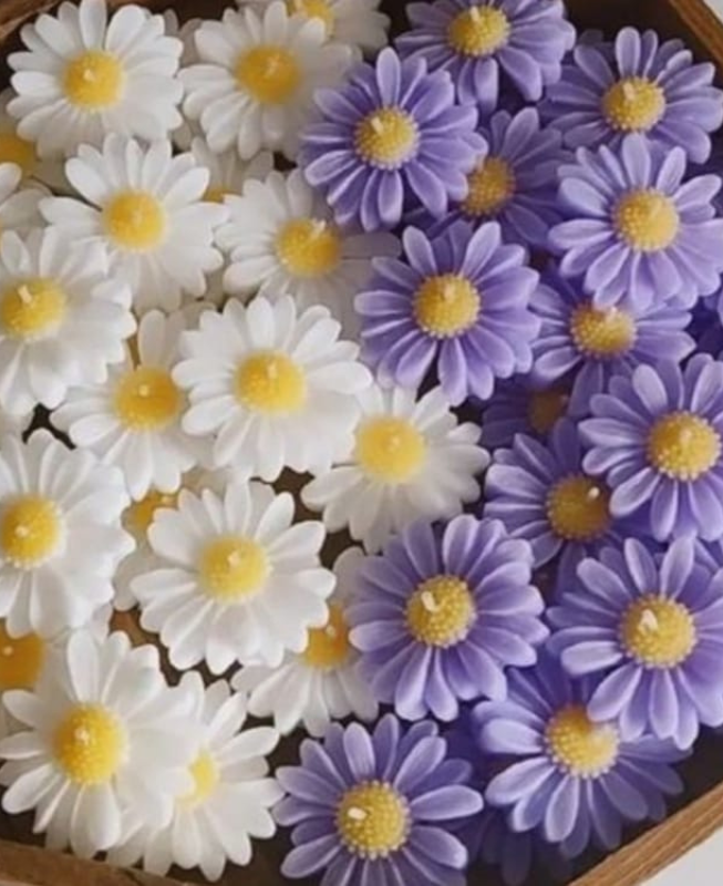 🌻 Sunflower Candles (Custom Colors) Set of 2
